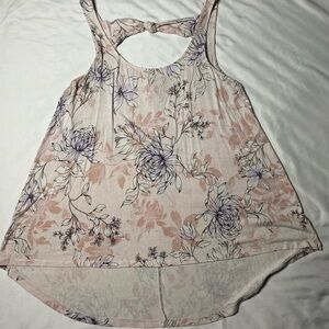 Size 1 torrid pink floral high low tank with back bow detail